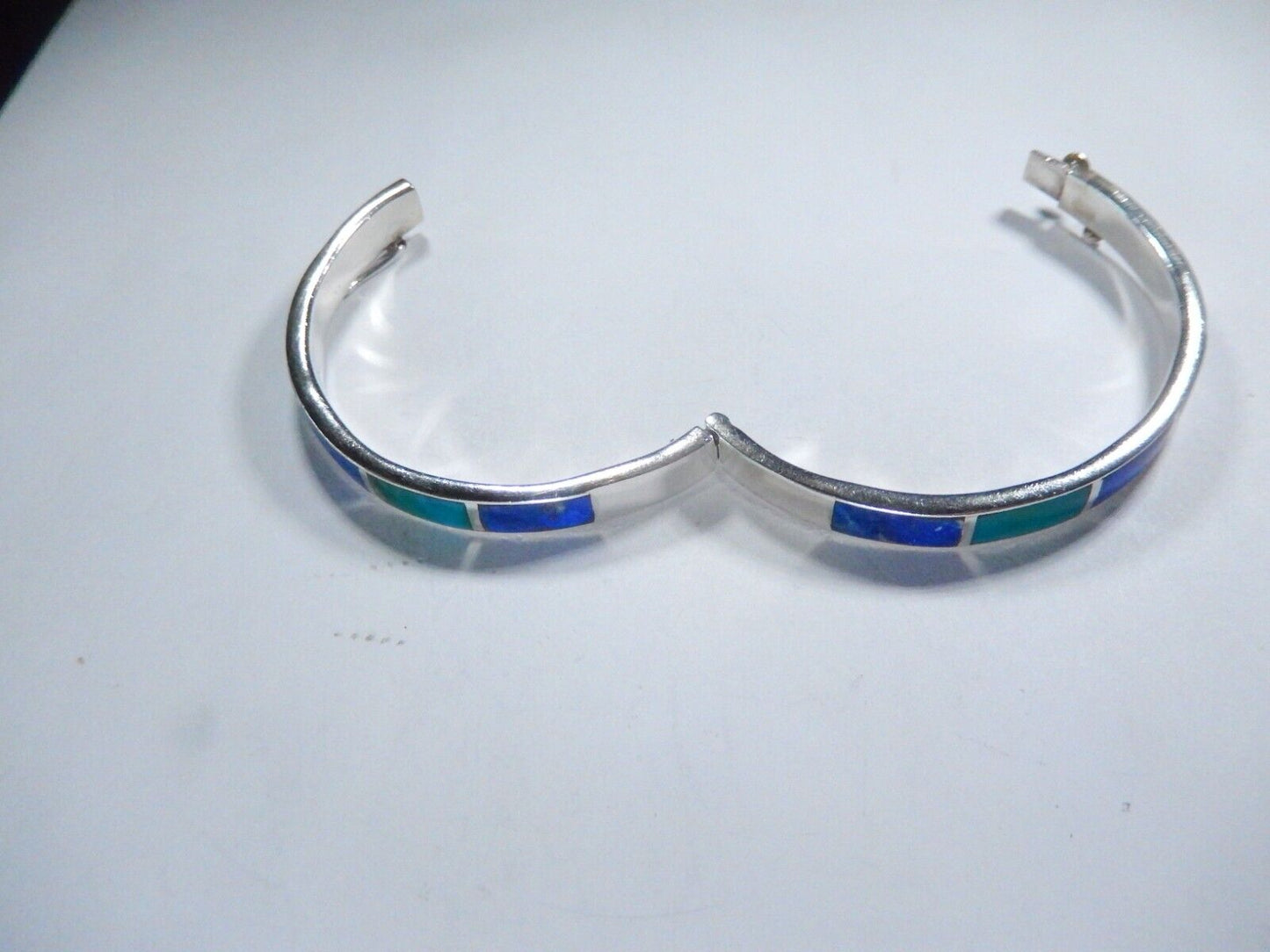 *VINTAGE* Artist Signed Sterling Silver .950 Lapis and Malachite Bangle Bracelet