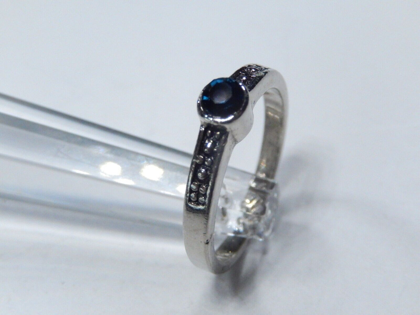 *VINTAGE* 925 Silver Created Blue Sapphire Round Solitaire Ring Size 7.75