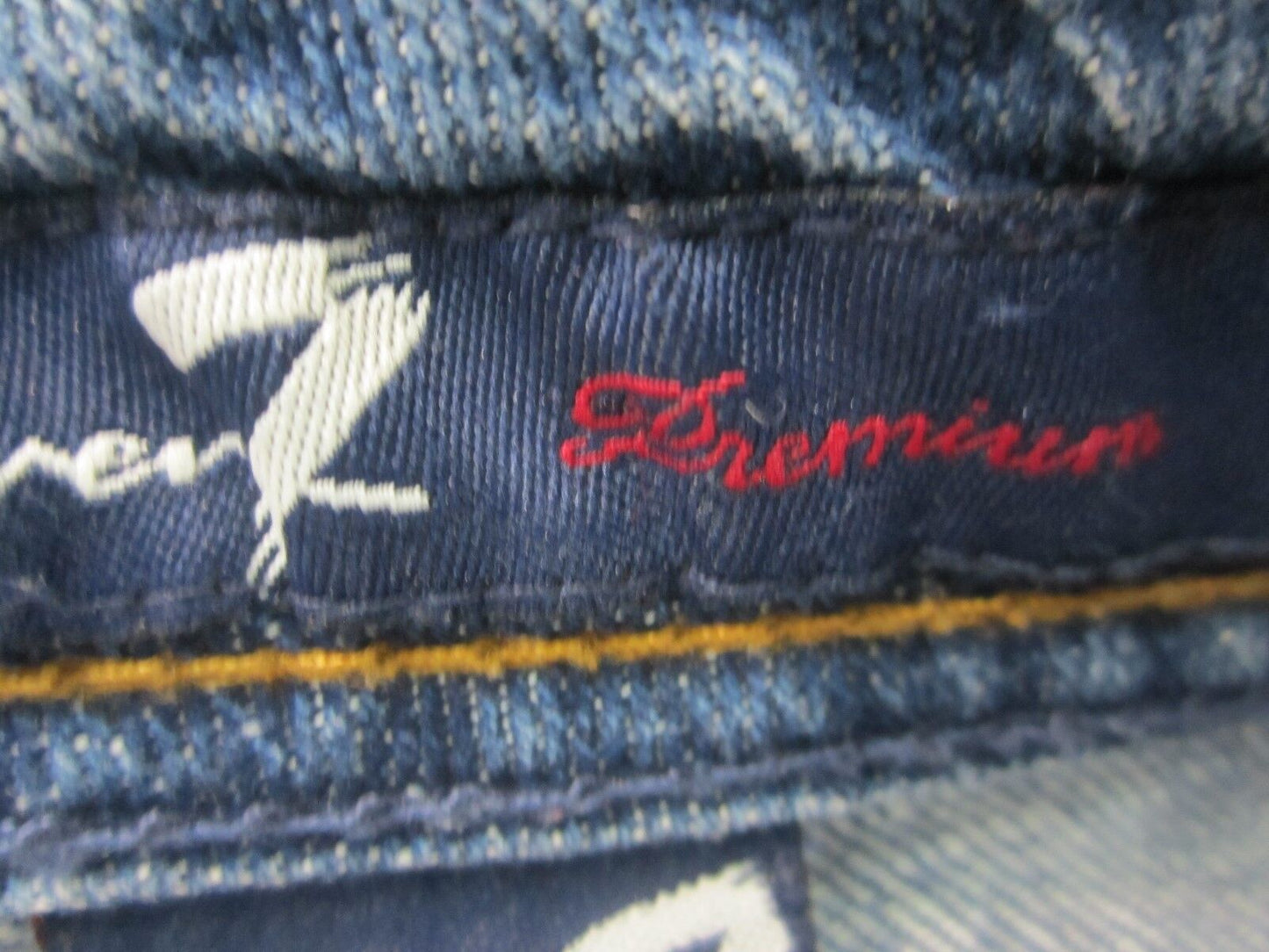 7 Seven For All Mankind Ladies Size 31 X 31 Medium Wash Premium Bootcut Jeans