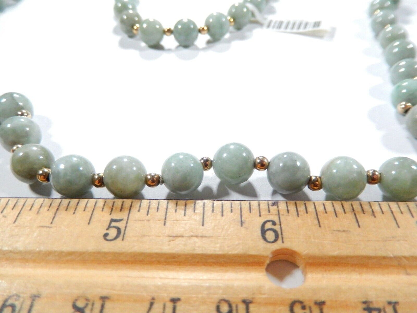 *VINTAGE* 14k Yellow Gold Ball Chinese 8mm Green Jade Bead 30" Necklace