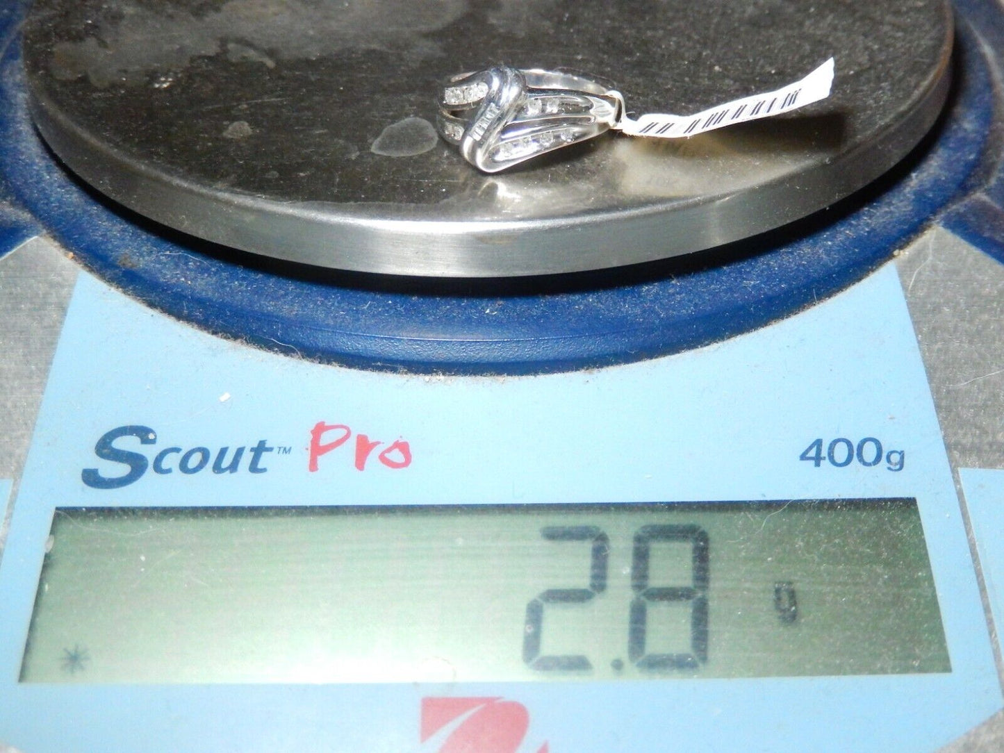 10K White Gold 1/6ct Natural Diamond Twisted Ribbon Ring Wedding Band Sz 7