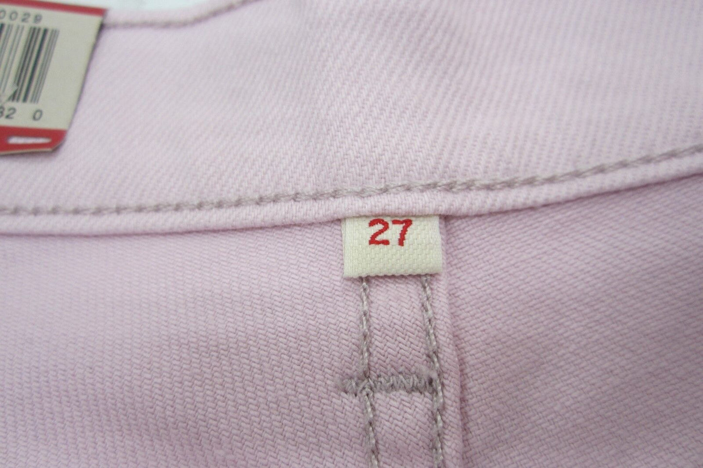 *NWT* NEW LEVI'S WOMENS HIGH RISE CUFFED SHORTS - OUT OF THE PINK - Size W27