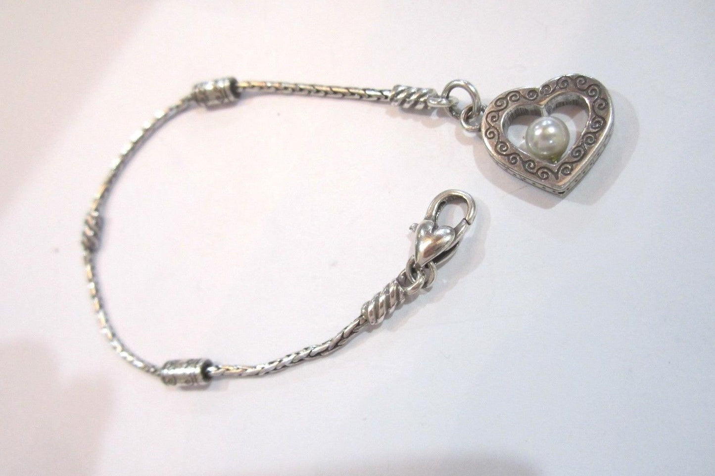 *VERY NICE* BRIGHTON SORORITY Heart Pearl Silver BRACELET