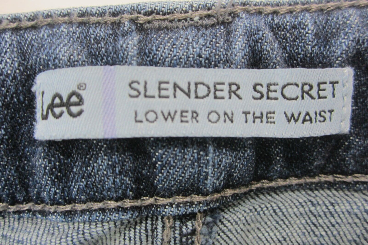 Lee Slender Secret Jeans Stretch Button Studs Pocket Lower on Waist Sz 6M x 31L
