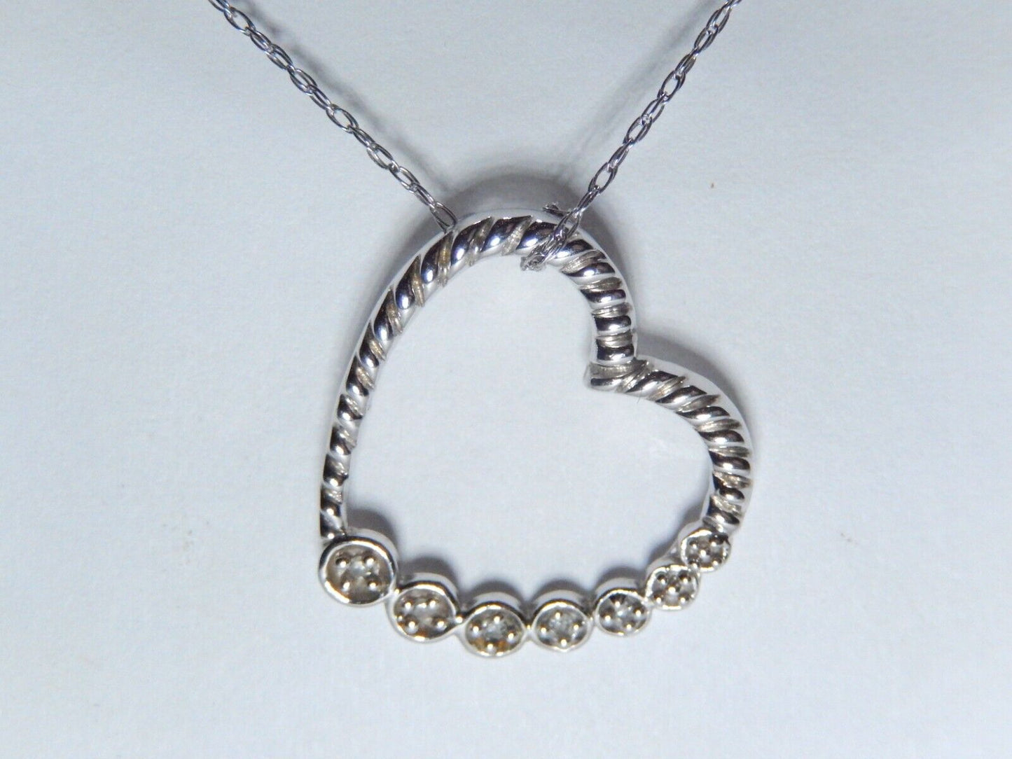 *NWT* 1/10 cttw Diamond Curved Heart Pendant Necklace in 10K White Gold, 18"