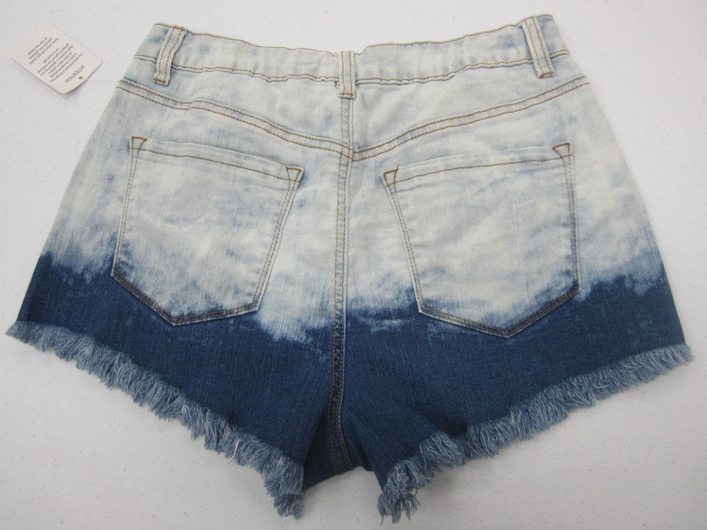 NWT Refuge Distressed Button Denim Shorts Cheeky HiRise Charlotte Russe Size 2