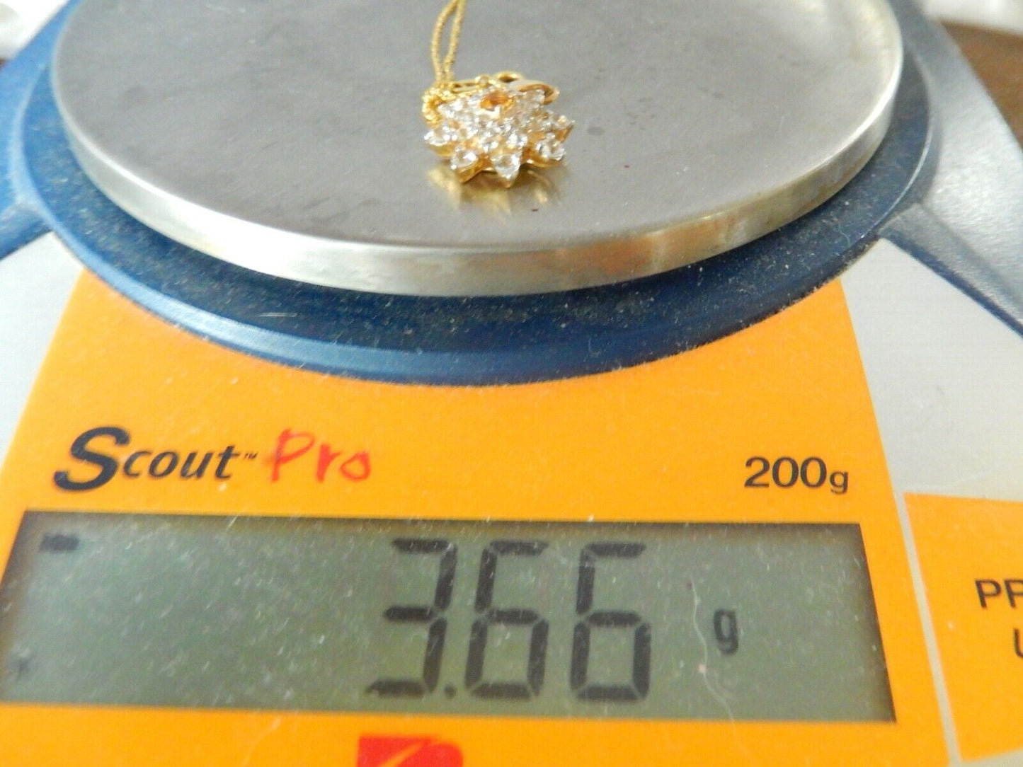 *VINTAGE* 14K Yellow Gold 18" Starburst Pendant Simulanted Diamond Necklace