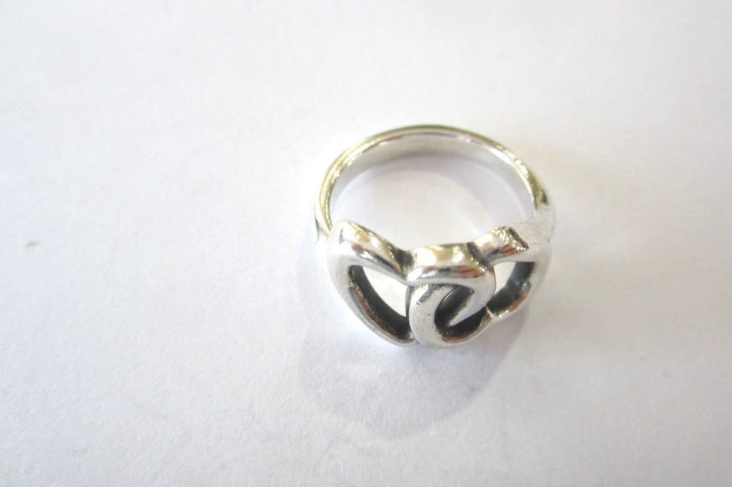 VERY NICE James Avery Linked Hearts Ring Sz 6.25 Sterling Silver .925