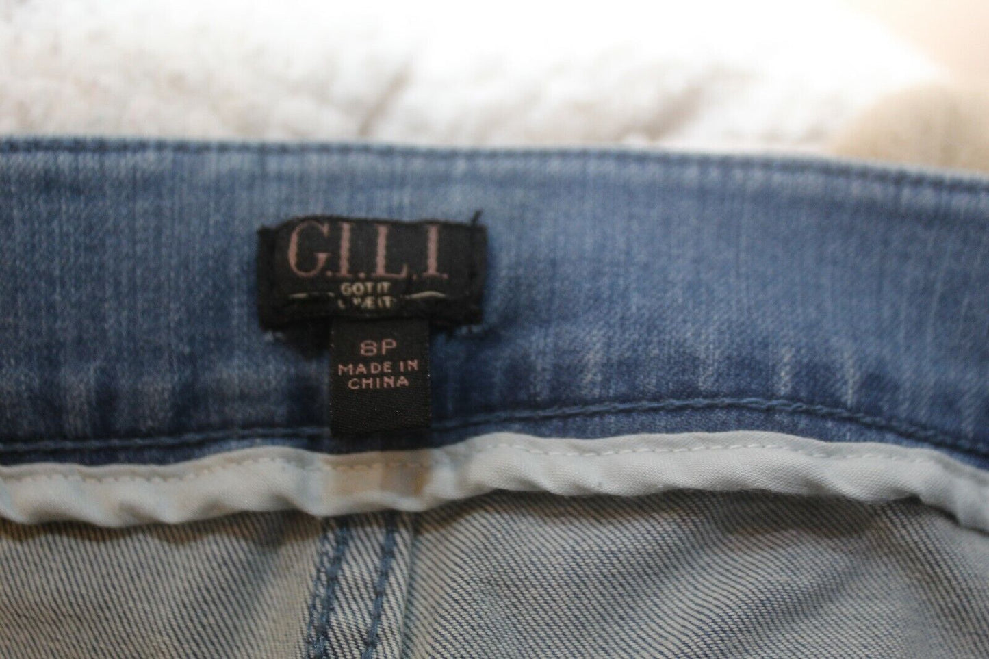 G.I.L.I. Stretch Side Zip & Button Crop Flared Jeans Medium Wash Size 8P
