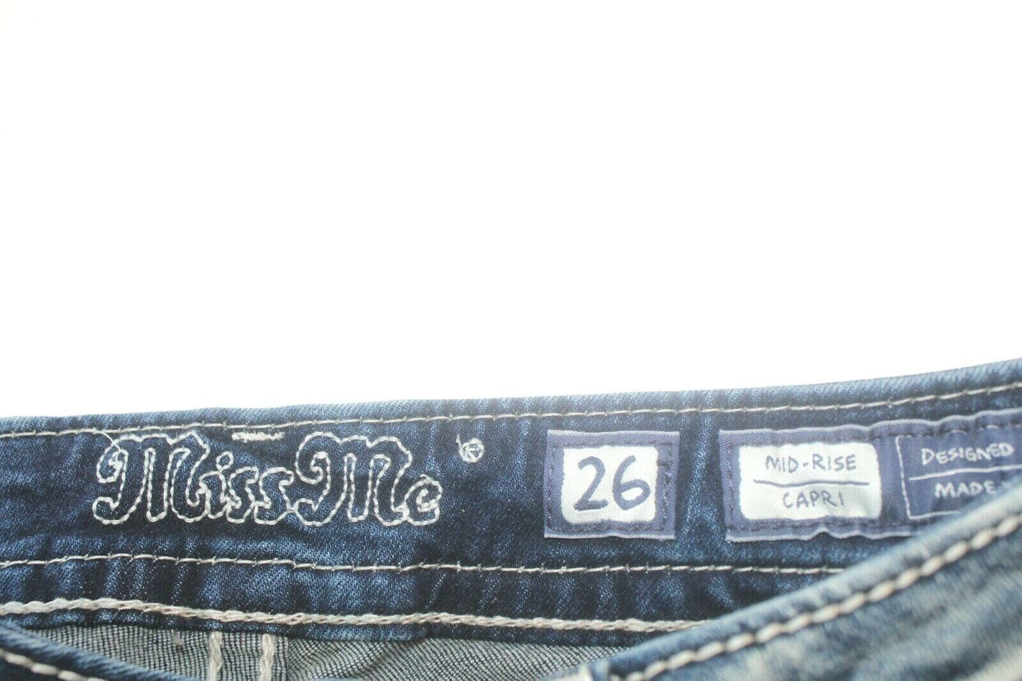 *NWT* Miss Me Women's Mid Rise Cuffed Capri Jeans "SUPER CUTE" Size 26 x22