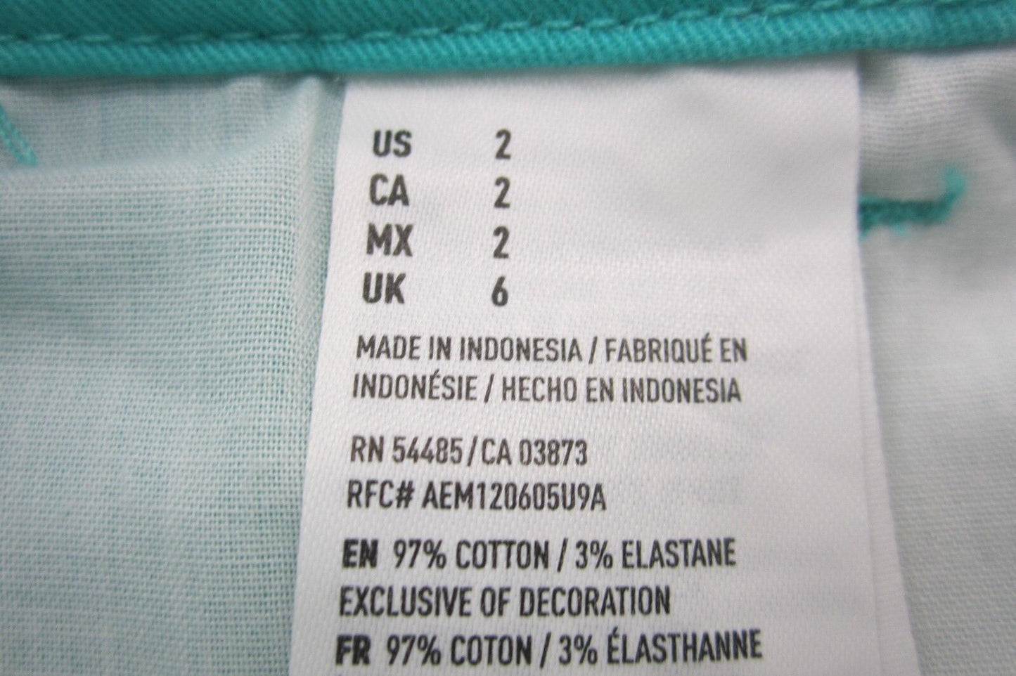 NEW $35 American Eagle Midi Stretch Cuffed Mini Shorts Teal Blue Size 2