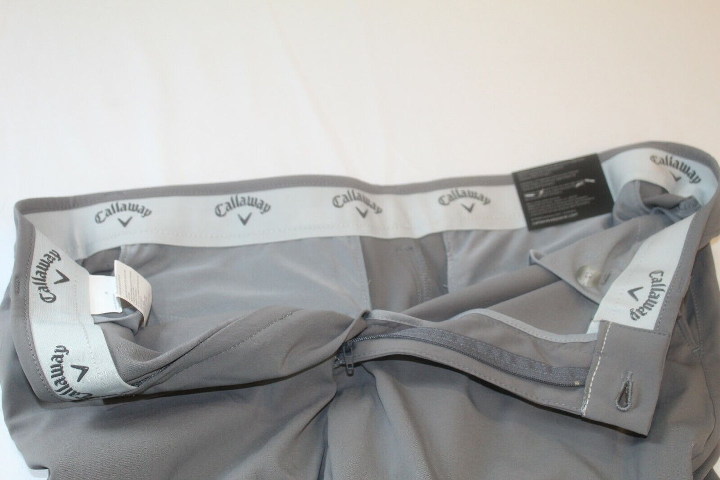 *NWT* $65. MENS CALLAWAY OPTI DRI STRETCH GOLF SHORTS GRAY Sz 34W