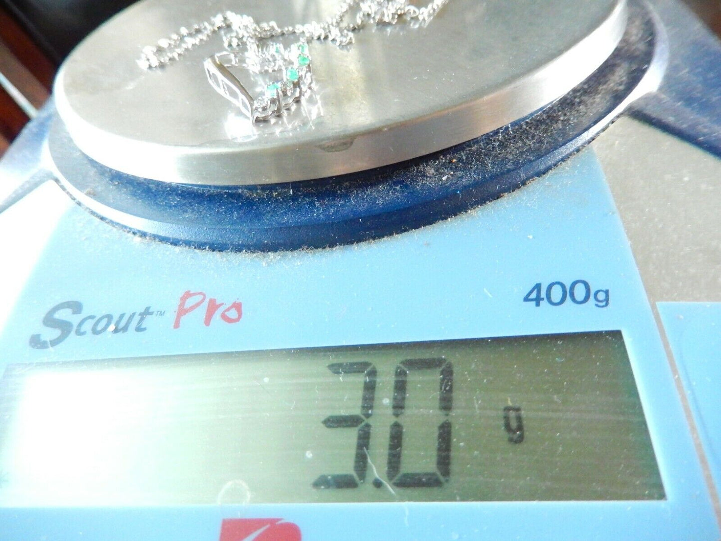 *NWT* 10k White Gold Natural Emerald And Diamond Heart Pendant with 18" Chain