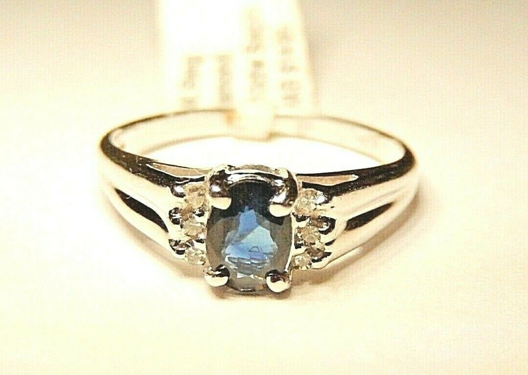 *NWT* 14k White Gold Oval Blue Natural Sapphire & Six Diamond Ring Size 6.75