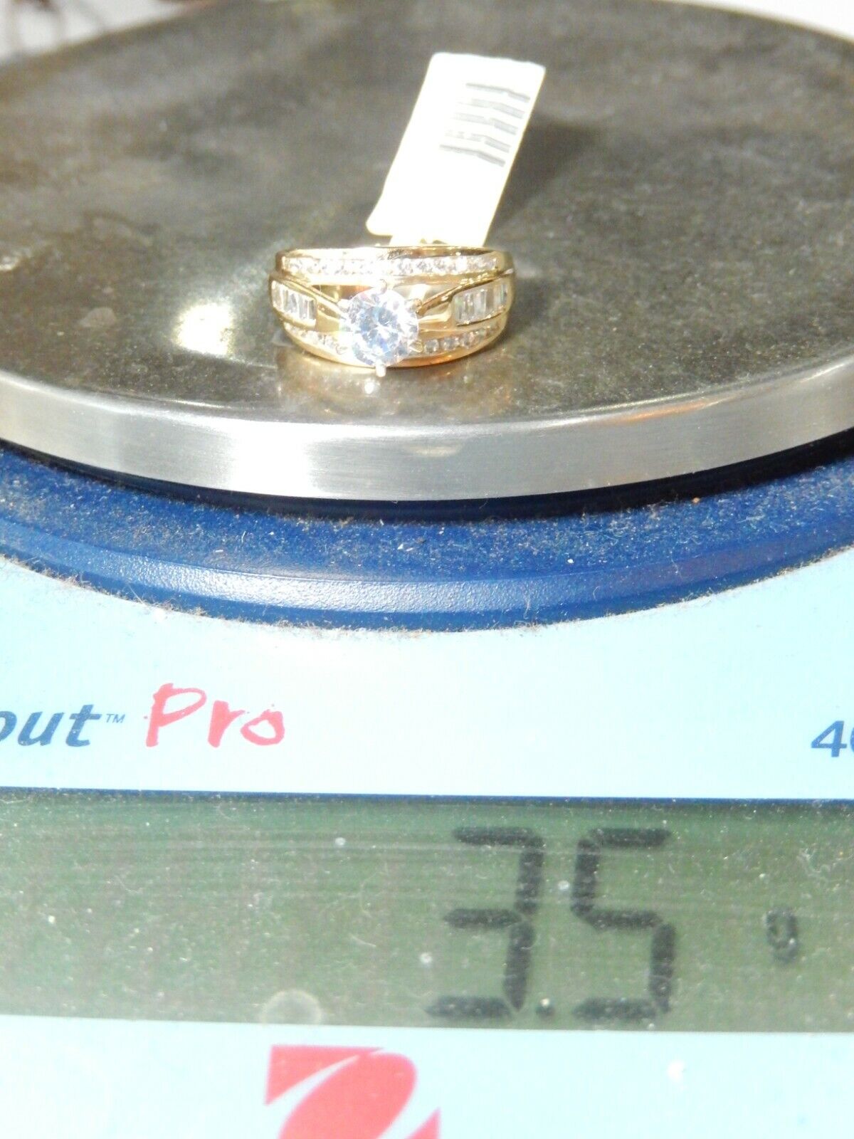 *NWT* 10k Yellow Gold 1.50 CT CZ Pretty Engagement Ring Sz 7.25