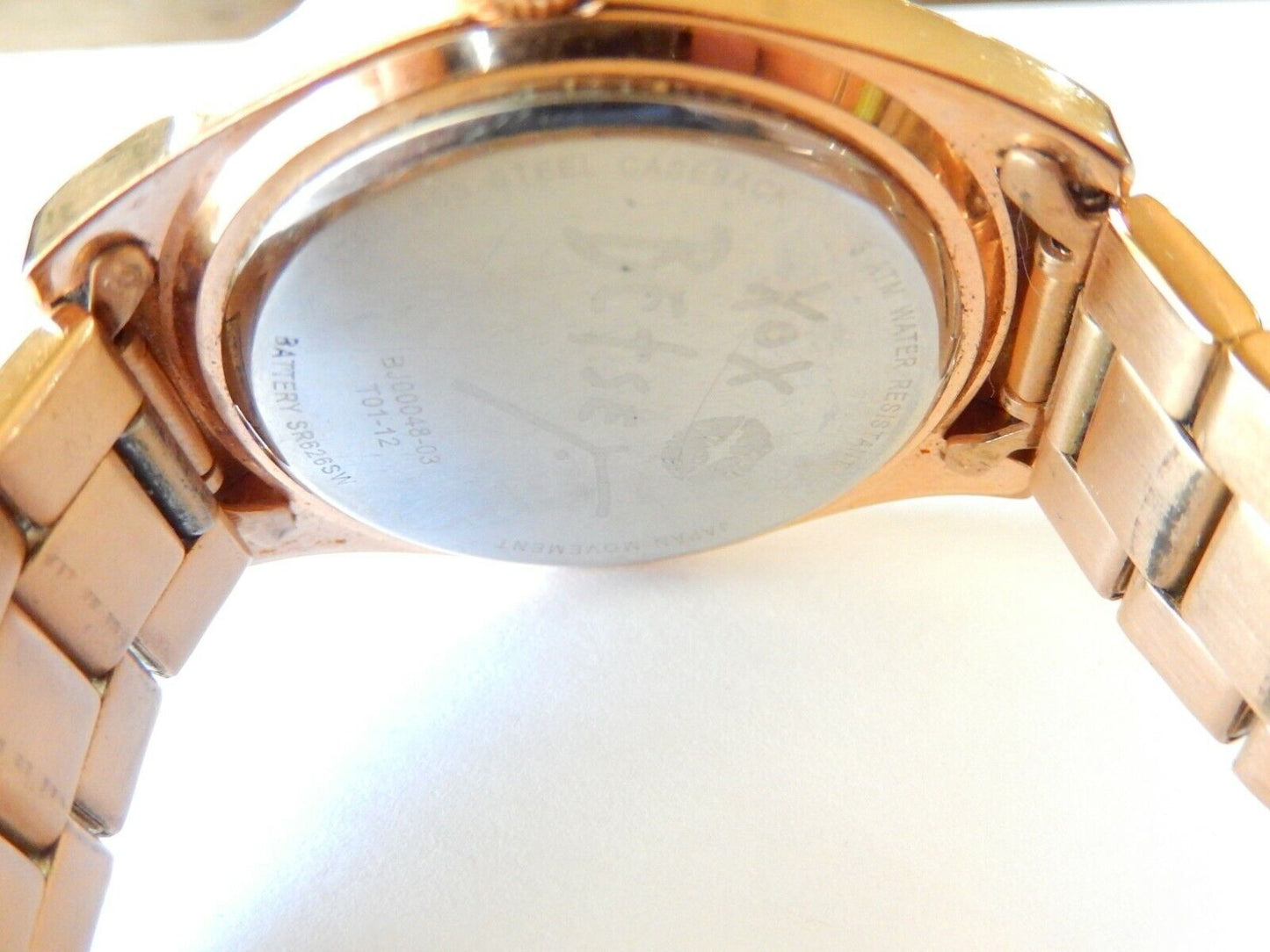 BETSEY JOHNSON Watch BJ00048-03 Gold Toned Stainless Steel Heart Second Hand
