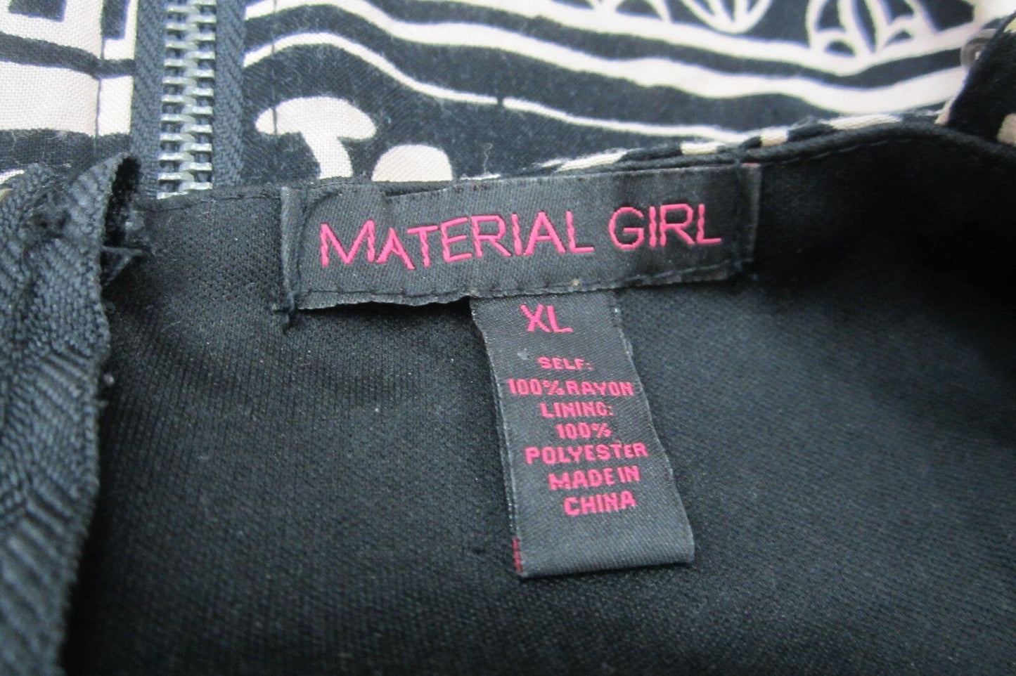 *VERY NICE* Material Girl Women's Dress Sheath Black Multi Polyester Sz XL