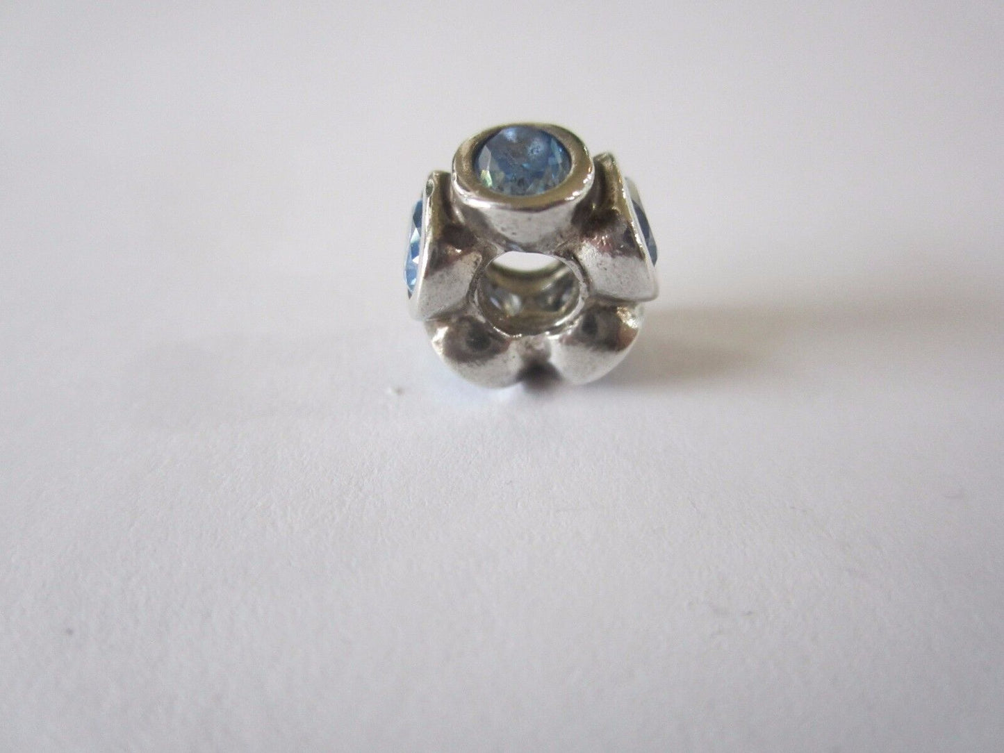 GENUINE PANDORA CHARM -5 OVAL BLUE CZ -RETIRED