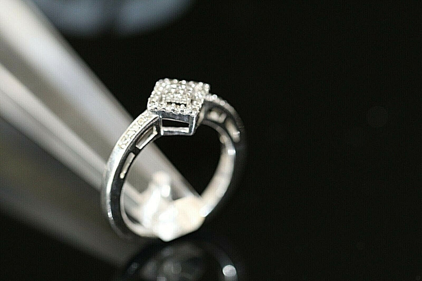 *VINTAGE* 925 Sterling Silver Stunning Retro REAL DIAMOND Wedding Ring Size 8.25