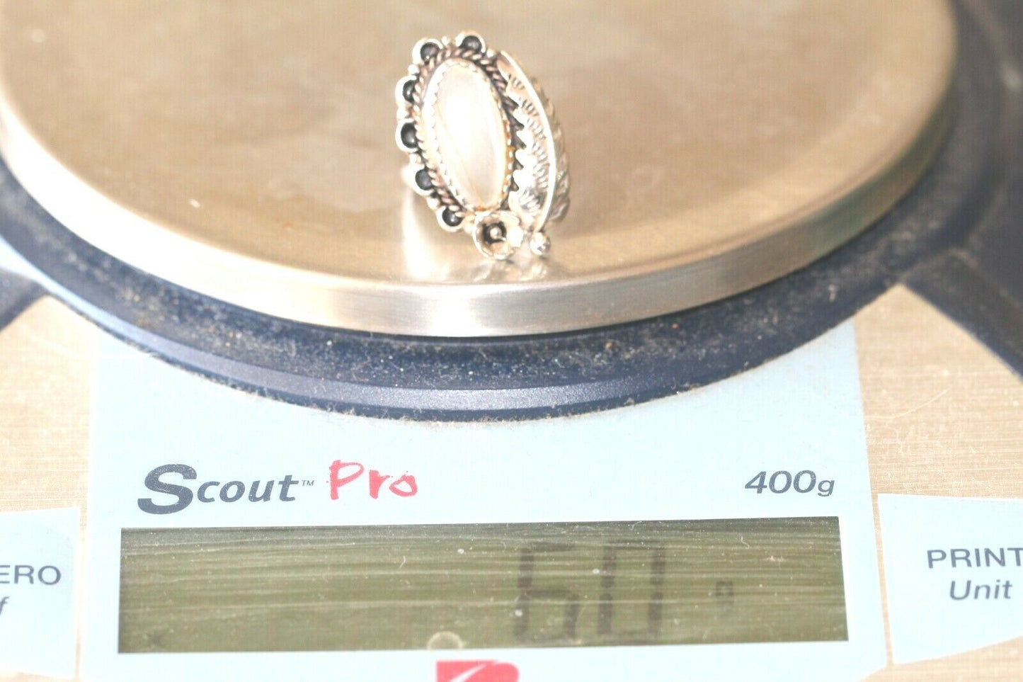 *VINTAGE* Native American Sterling Silver Feather Chalcedony Ring Size 6.5