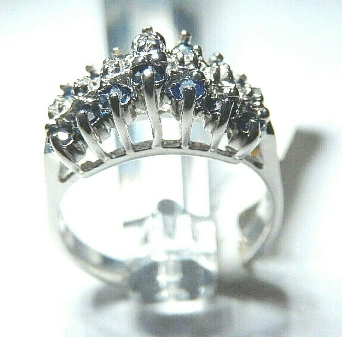 *NWT* 10K White Gold .33CT Ladies 3 Row Pyramid Sapphire & Diamond Ring Sz 6.25
