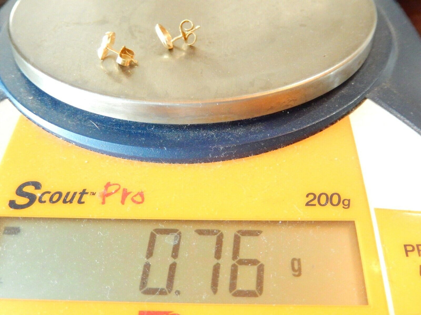 14K Yellow Gold Open Heart Design Stud Earrings 1/4" x 5/16"