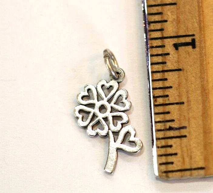 *RETIRED* R A R E - James Avery Sterling Silver Seven Hearts Flower Charm