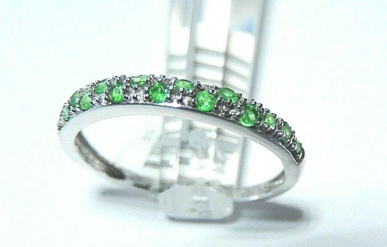 *NWT* 14k White Gold 1/5CT Round Cut Natural Emerald 3mm Wedding Band Ring Sz 9