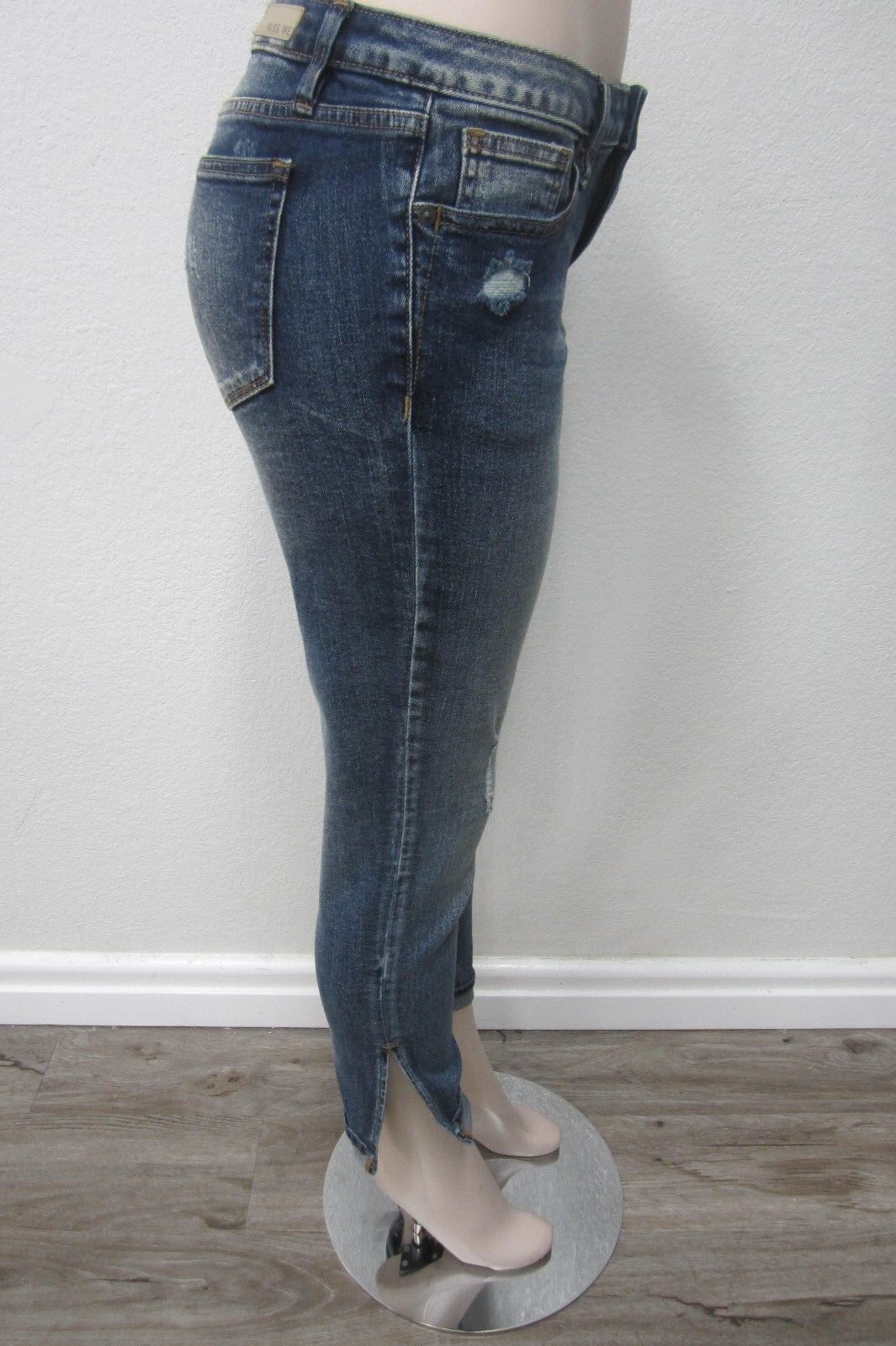 NWT Miss Me Vintage Blue Splitting Image Ankle Skinny Jeans M1001FA112 Sz 29x27
