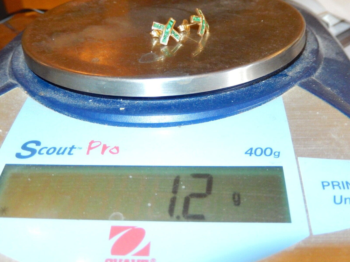 10K Yellow Gold Natural Bright Green Emerald Earrings Criss Cross "X" Shape