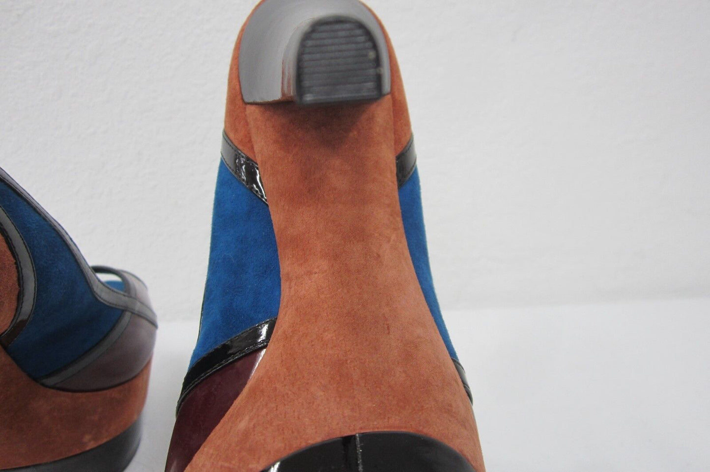*MINT* Jessica Simpson SEXY EXOTIC Platform Suede & Patent Leather Stilettos 7.5