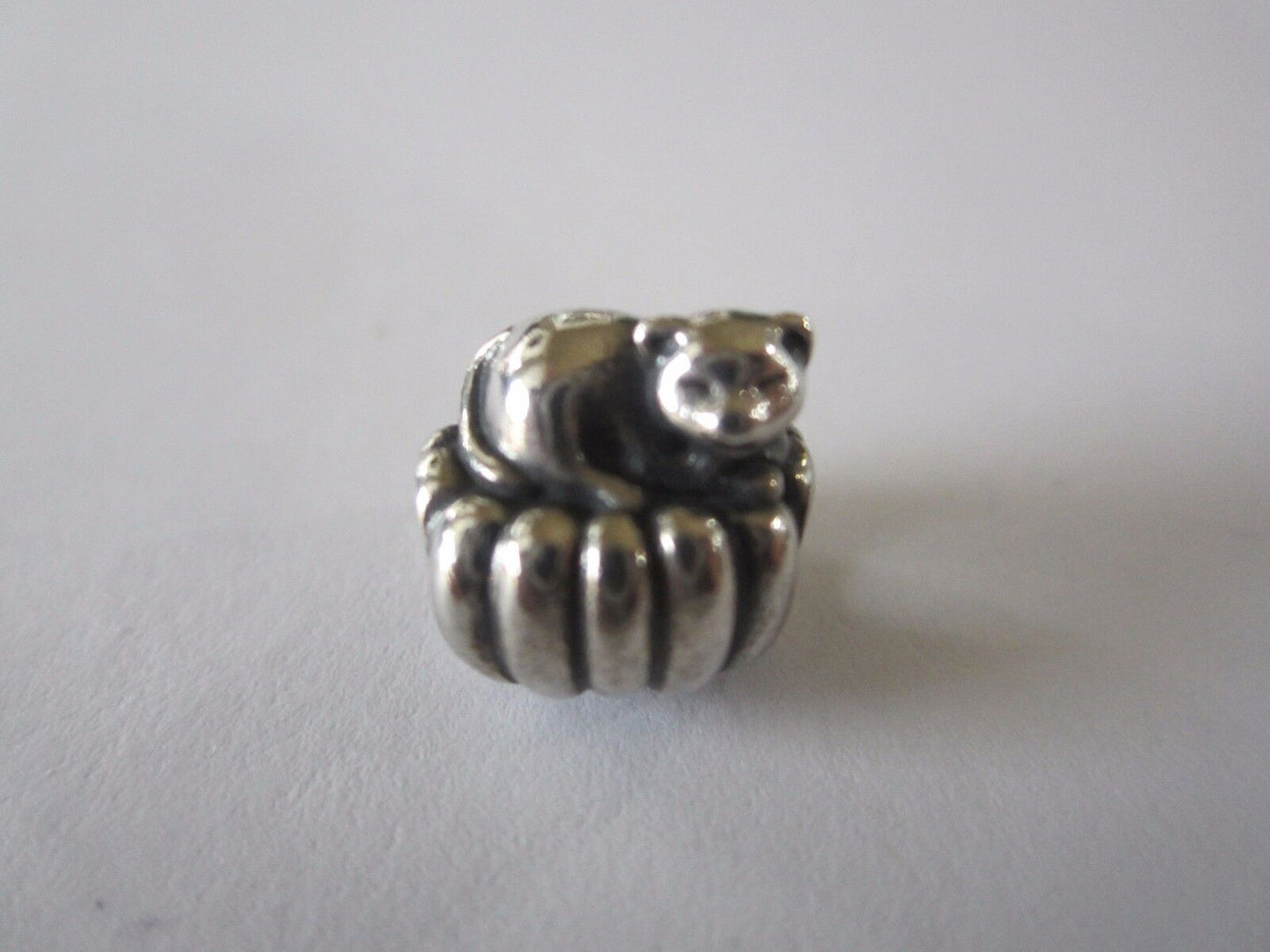 * AUTHENTIC PANDORA CHARM COZY CAT #790595 *RETIRED*