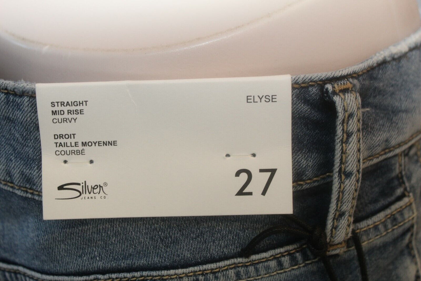 *NWT* $89. Silver Elyse Mid Rise Straight Leg Distressed Ripped Jeans W27 x L30