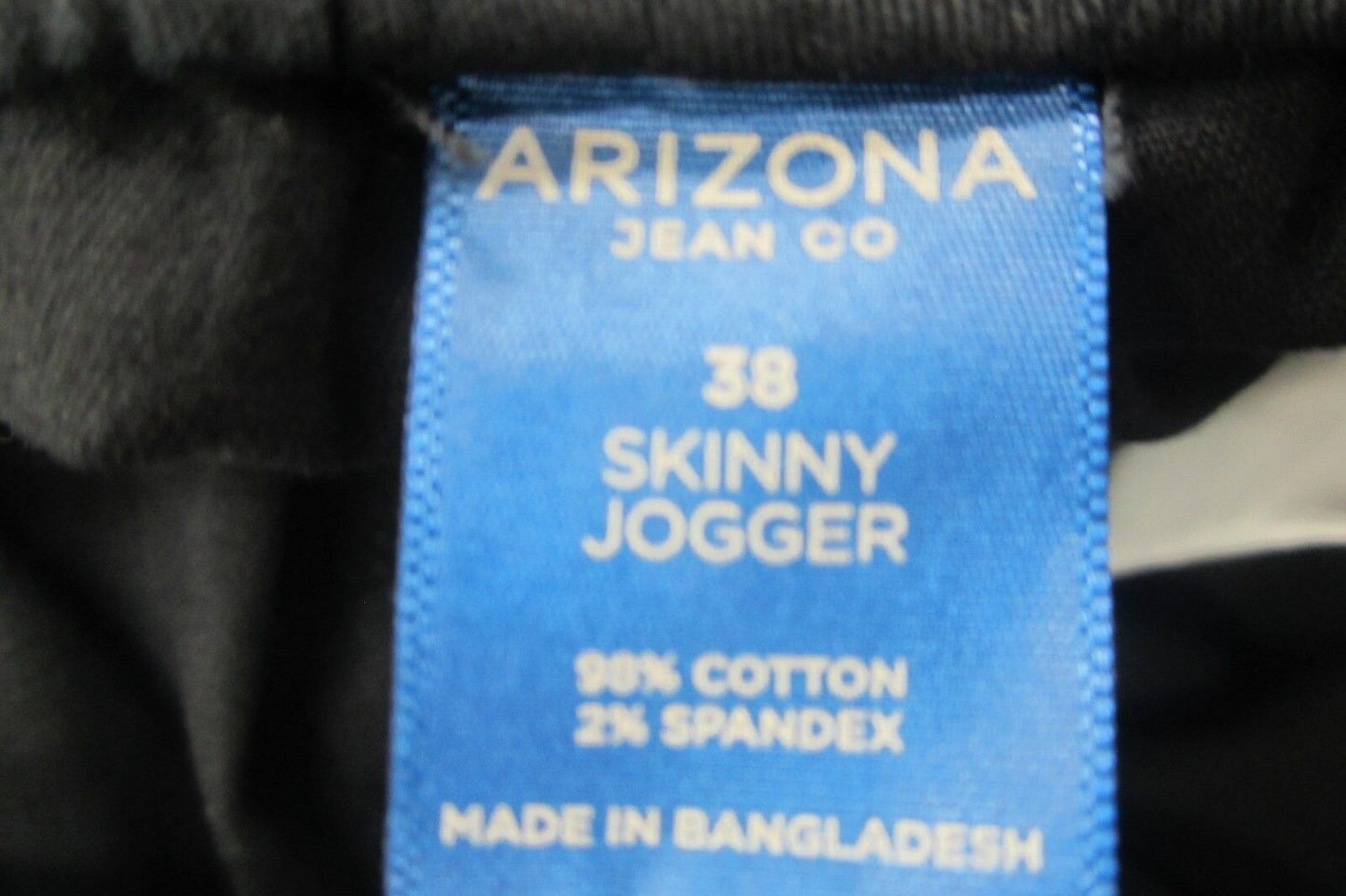 *NWT* Arizona Skinny Black Flex Skinny Fit / Elastic Cuffs Jogger Sz 38 x L28