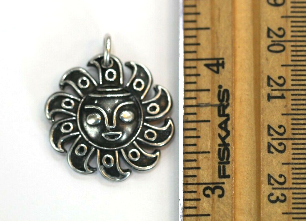 *RETIRED* - R A R E James Avery Sterling Silver Cara Del Sol Sun Pendant/Charm