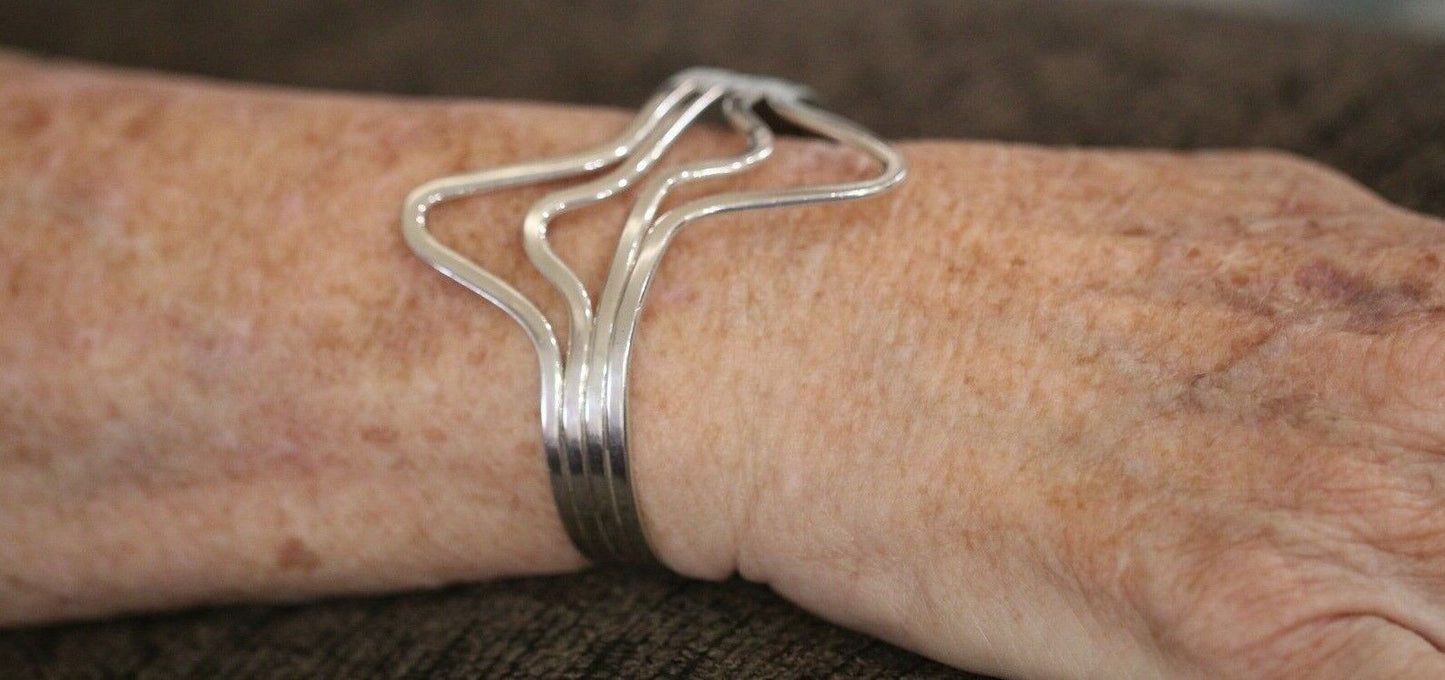 *VINTAGE* Handmade 925 Sterling Silver Large Bangle Bracelet
