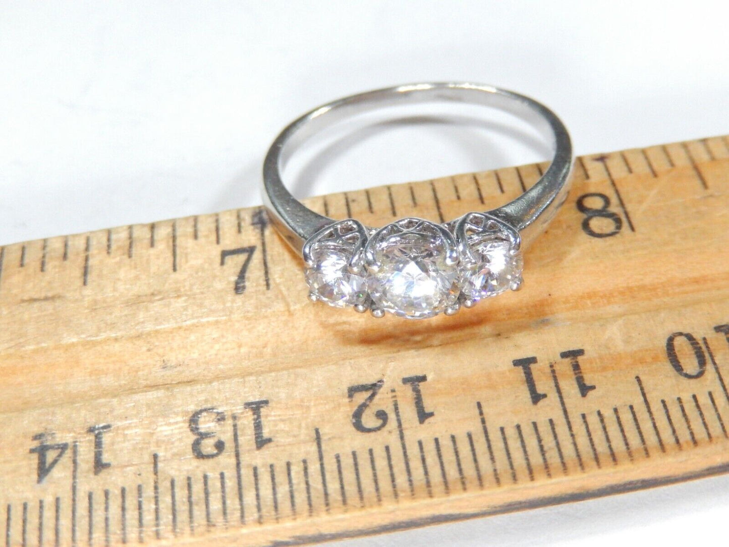 *VINTAGE* 1.5CT Round Cut Cubic Zirconia Three Stone Ring 925 Silver Size 10