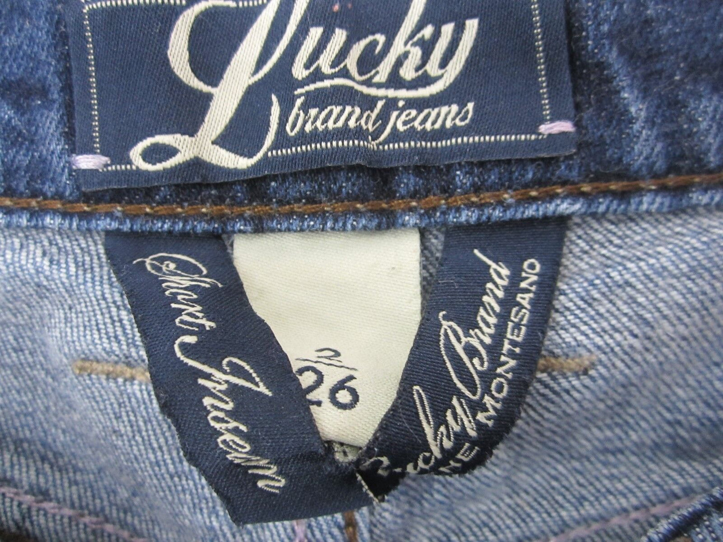 VERY NICE LUCKY BRAND Womens Blue Acid Wash Fringed Casual Shorts Size 26 x 3"