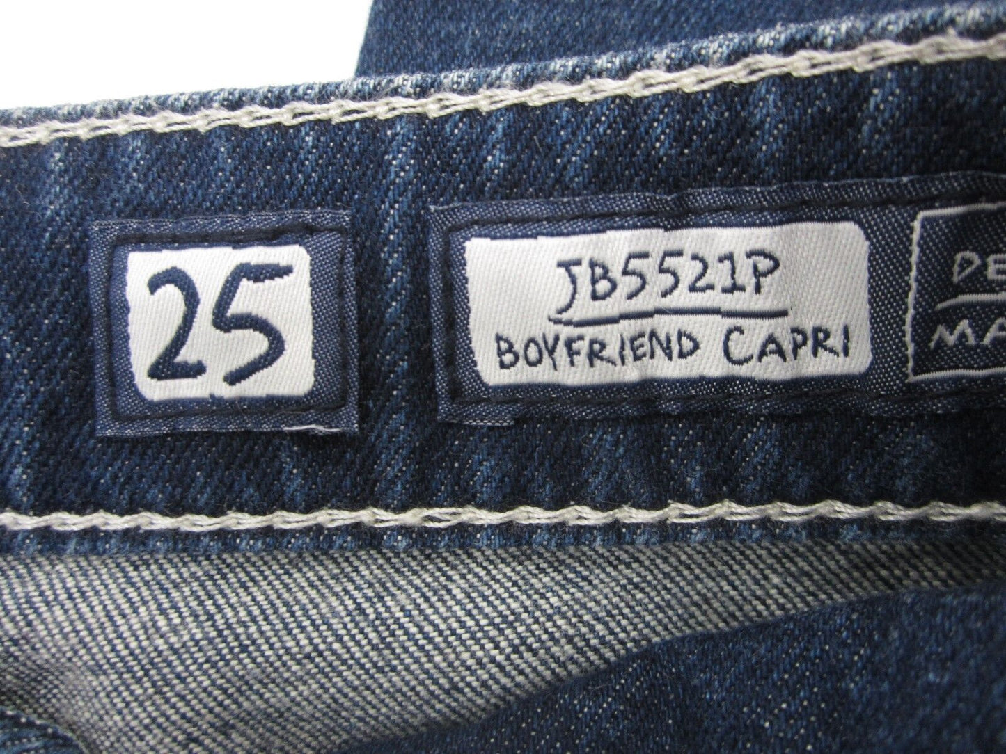 NWOT Women's Miss Me Boyfriend Capri Style No: JB5521P Size 25 x 24