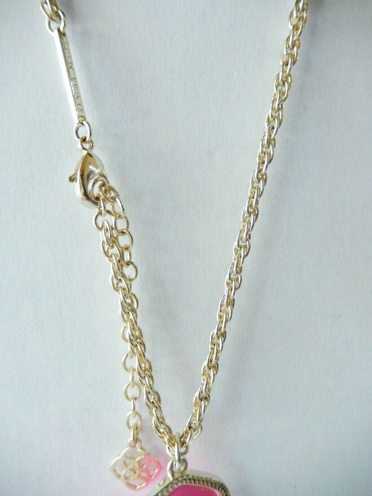 *R A R E* Kendra Scott Neon Pink Tassel Rayne Gold Necklace