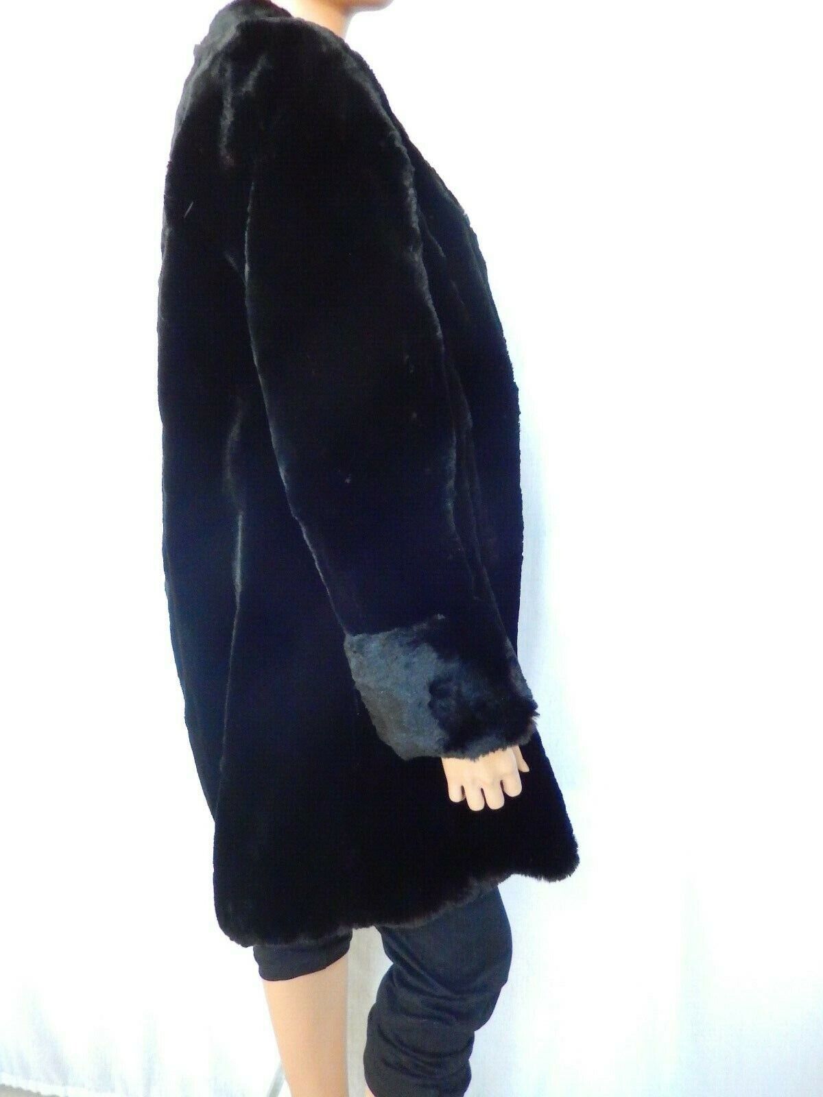 VINTAGE E. ANDERSON QUALITY SHEARED BLACK RABBIT COAT VANCOUVER B.C. Size 13-14