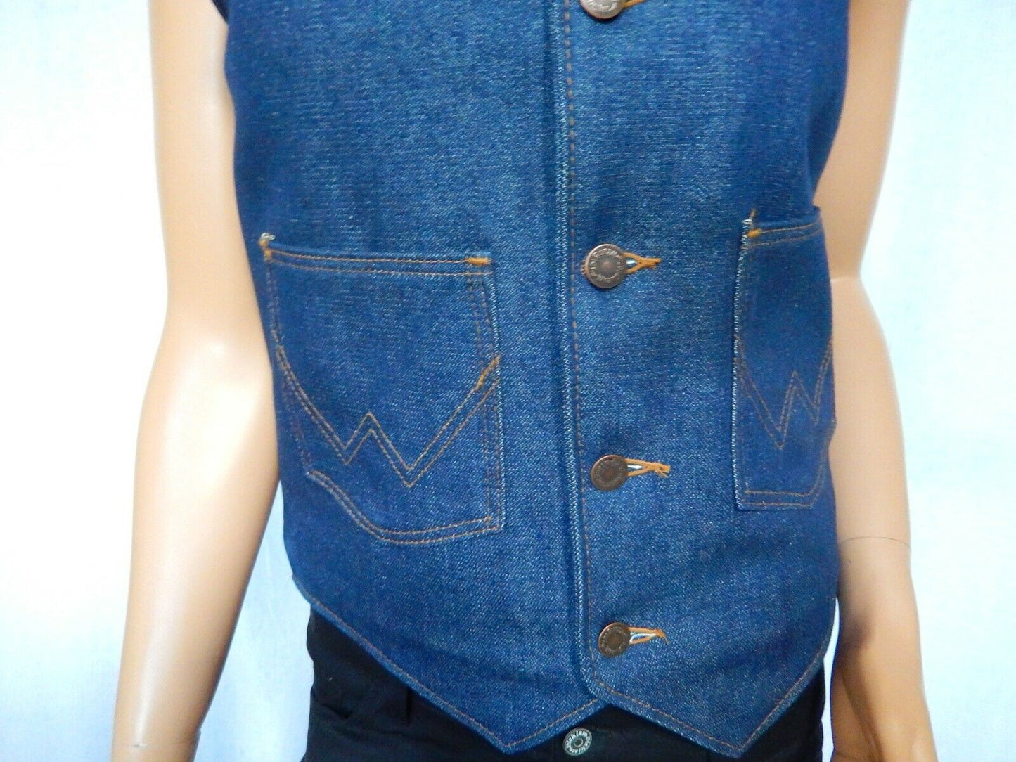 Vintage *NEW- Wrangler Size Med Western Trucker Unlined Denim Jean Vest