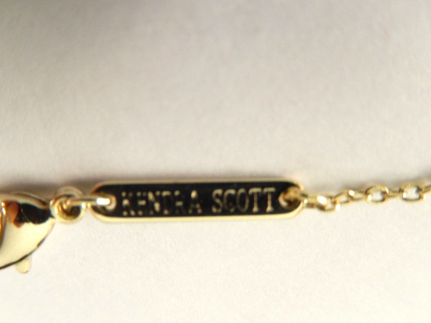 *RARE* Kendra Scott White Skylie Gold Arrow Yellow Gold Plated Necklace