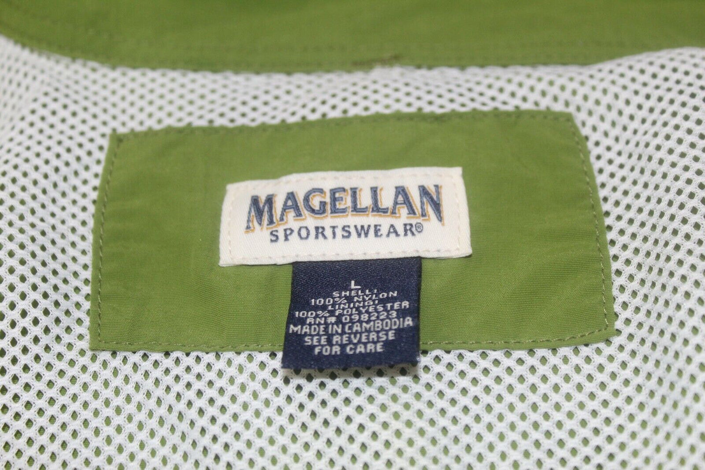 *NEW* Magellan Sportwear Green Long Sleeve Fish Gear Shirt Back Vented Mens L