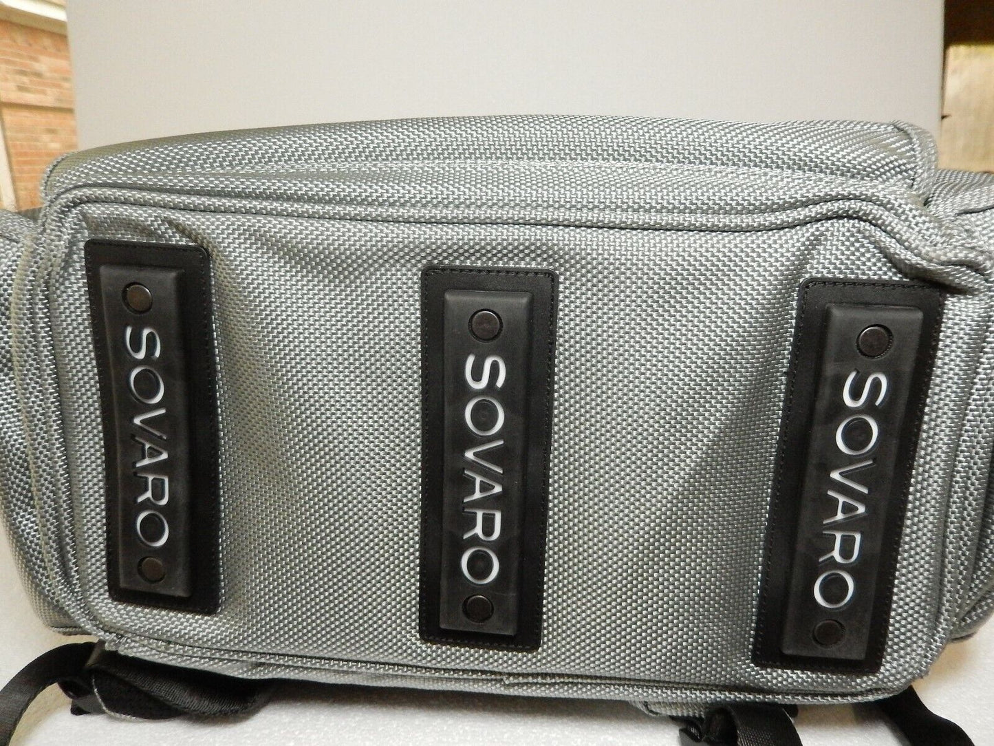 *NWT* Sovaro Luxury Soft Sided Back Pack Cooler 21" Grey/Black 6 Layer Construct