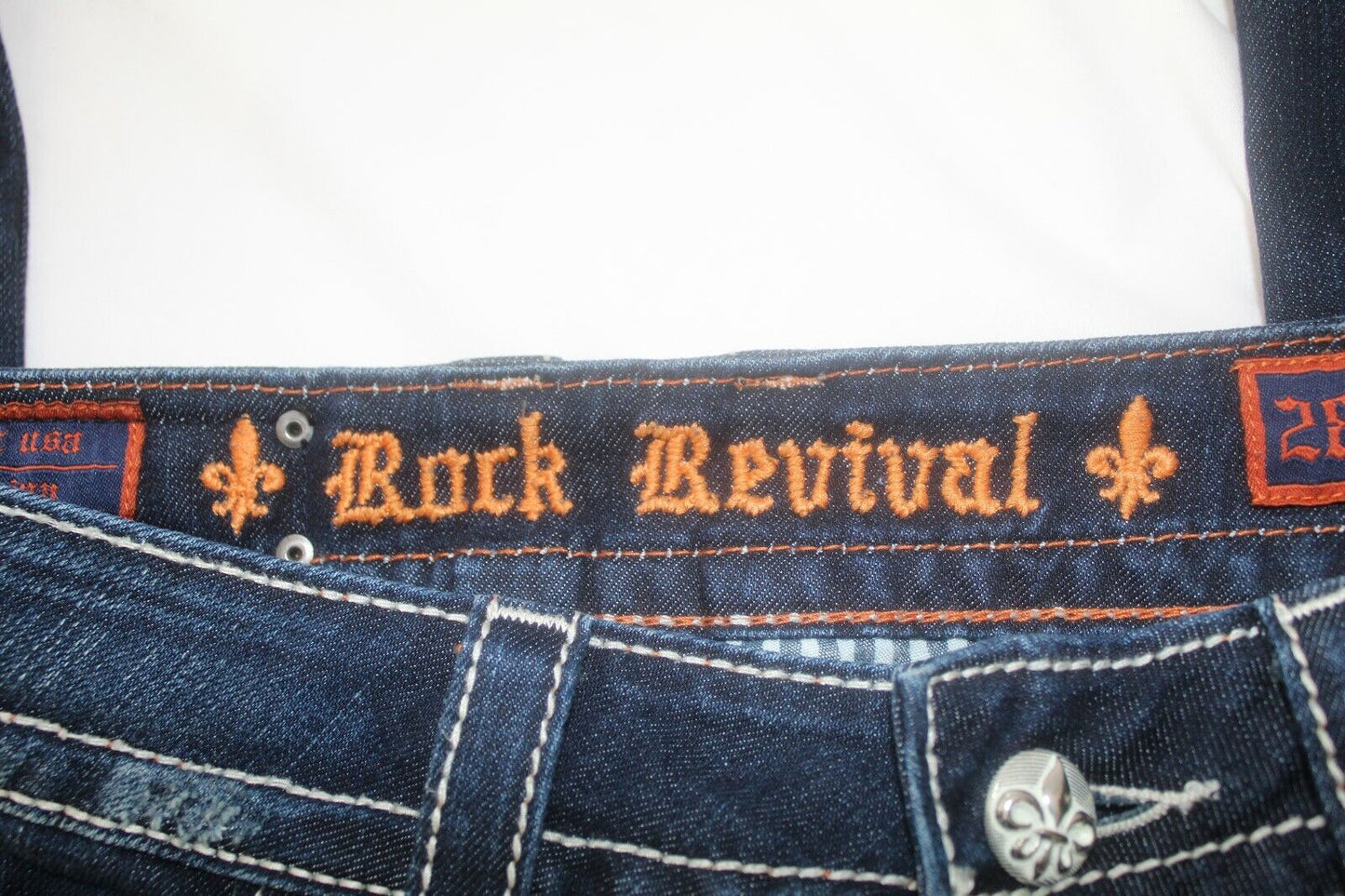 *NWT* Rock Revival Womens Adele Straight Jeans, Size: W28"x L32"