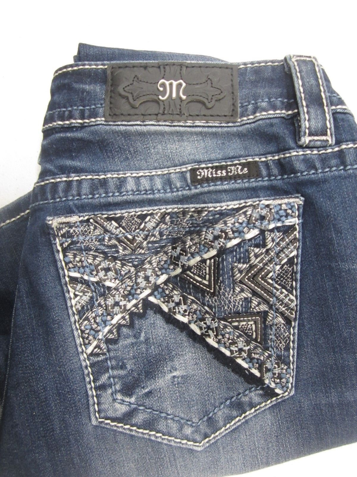 NWT Miss Me Jeans Cool Canyon Signature Bootcut JP7779B size 26 x 34 Very Bling