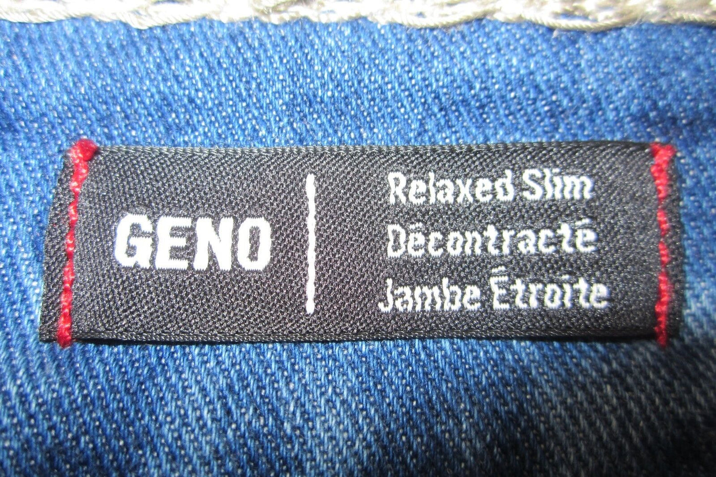*NWT* $299.00 TRUE RELIGION Geno Relaxed Slim Jeans Men's Size W32 x L33