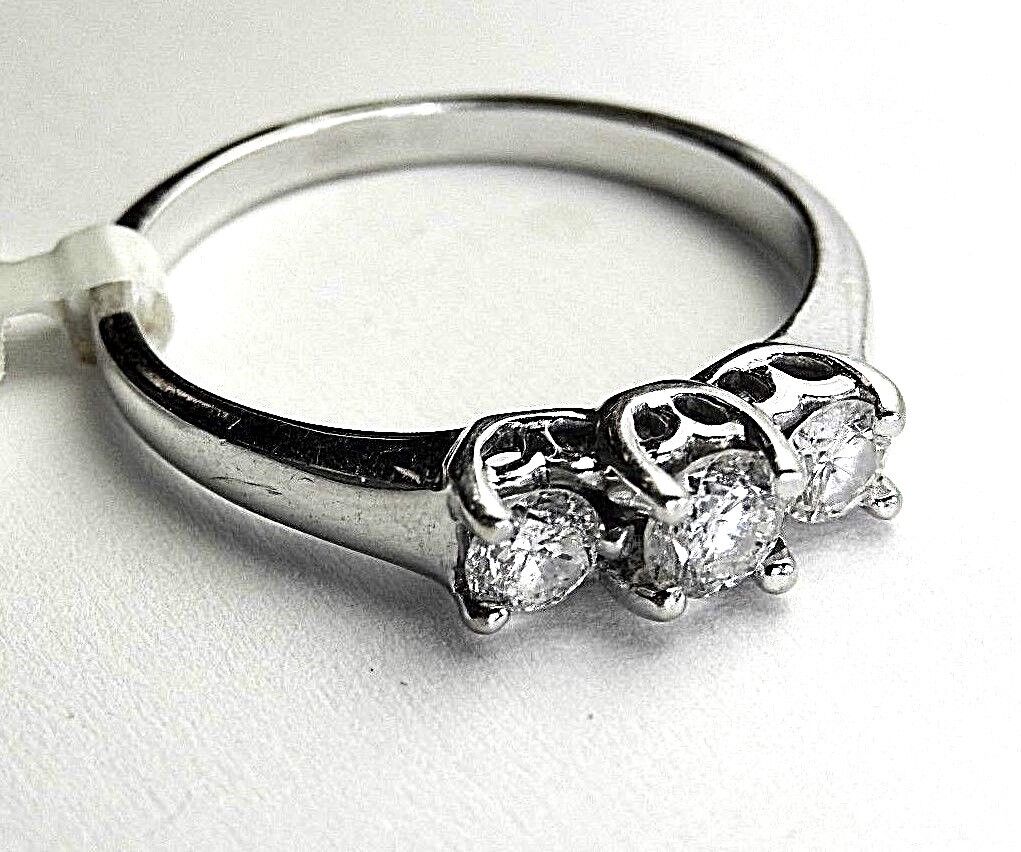 14k White Gold .50 CT Round Natural Diamond 3-Stone Past Present Future Ring