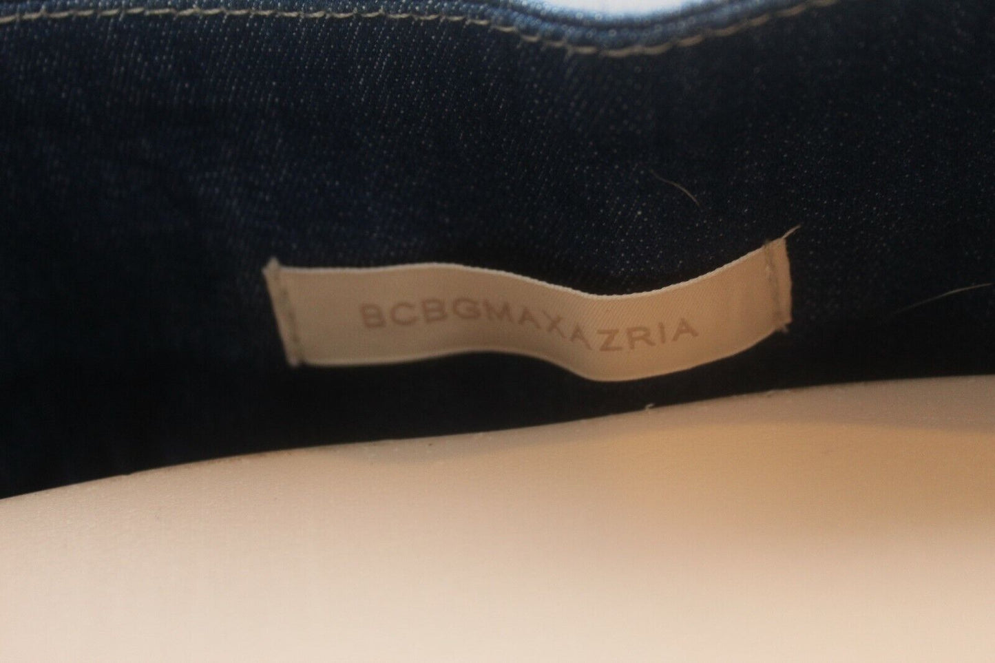 *NWT* $228. BCBG Maxazria Wide Leg Flare Dark Jeans "SUPER COOL" Size W28 x L33